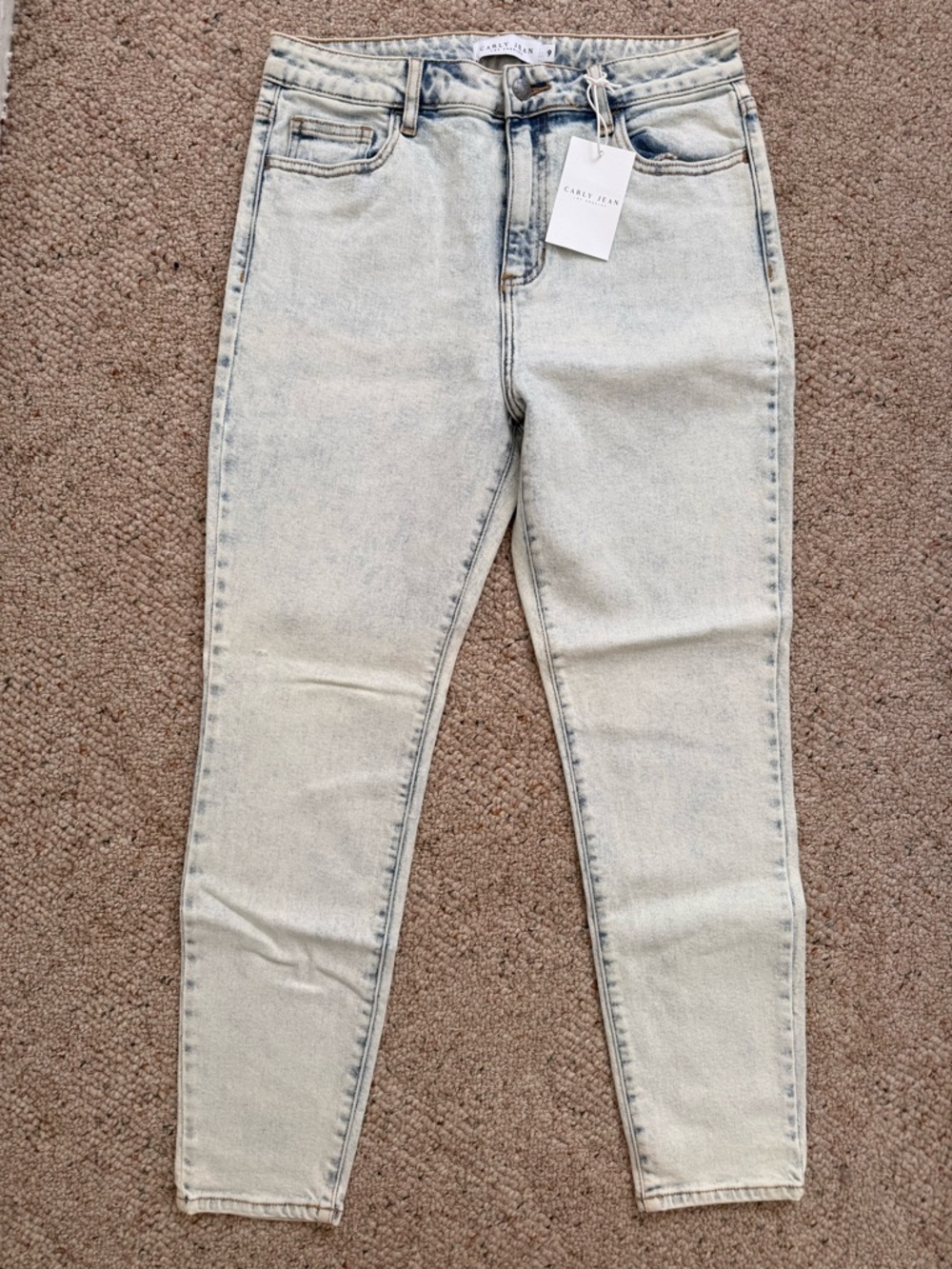 Carly Jean Los Angeles Light Wash Skinny Jeans